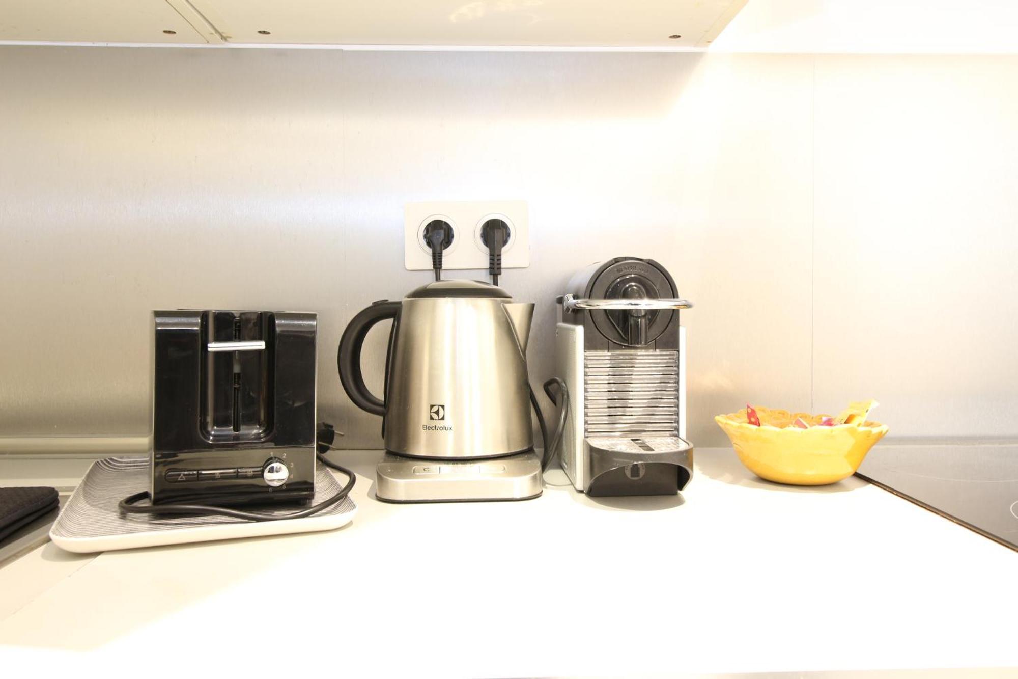 T3 Appartement Hypercentre Proche Commerce- Parking - 2 Chambres Wifi Gratuit Avignon Ngoại thất bức ảnh