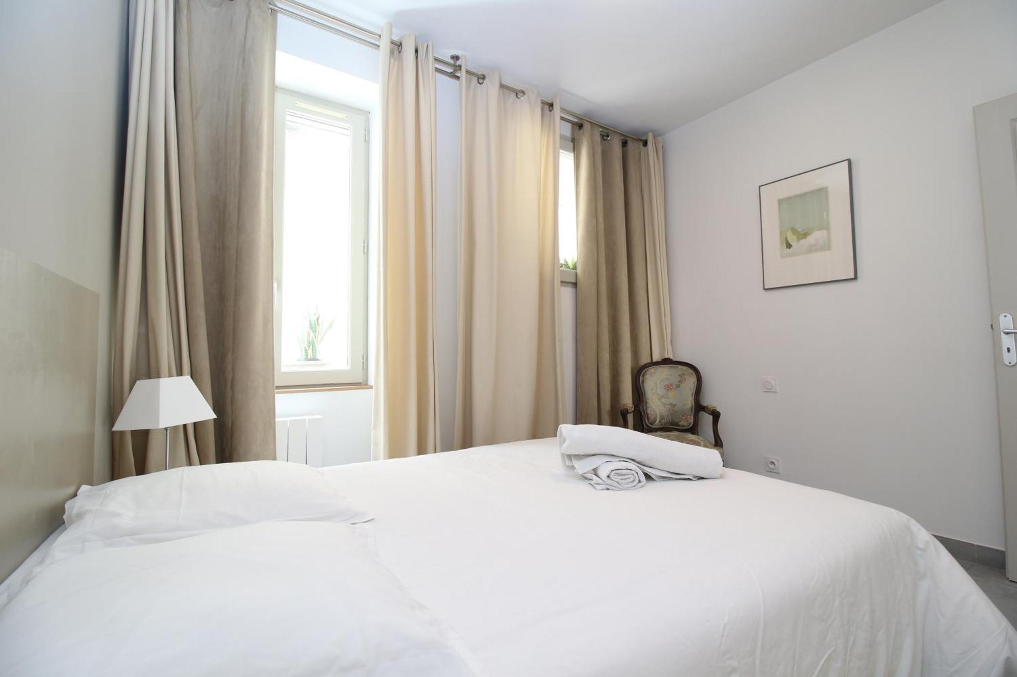 T3 Appartement Hypercentre Proche Commerce- Parking - 2 Chambres Wifi Gratuit Avignon Ngoại thất bức ảnh